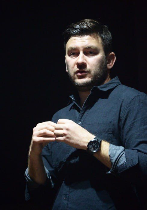 Суд назначил писателю Дмитрию Глуховскому (является иноагентом) заочно 8 лет колонии, он признан виновным по делу о фейках о ВС РФ