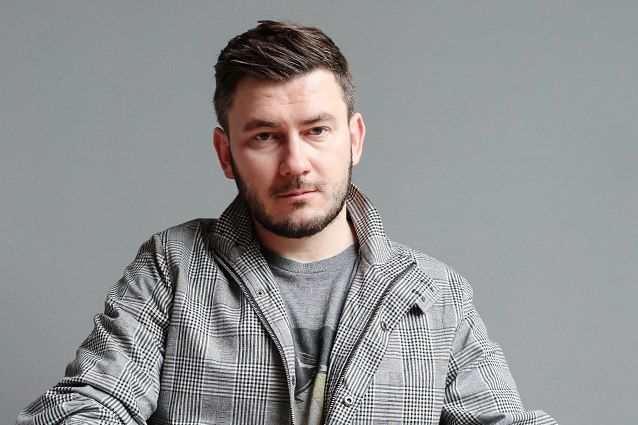Басманный суд Москвы заочно приговорил писателя Дмитрия Глуховского (признан иноагентом) к 8 годам колонии