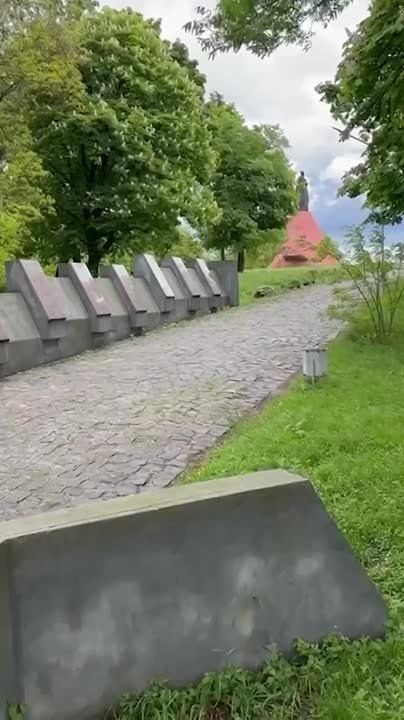 ���� ��������: � ������� ������� ��������� � � ���������� ������� ������� �� ������� �� ��