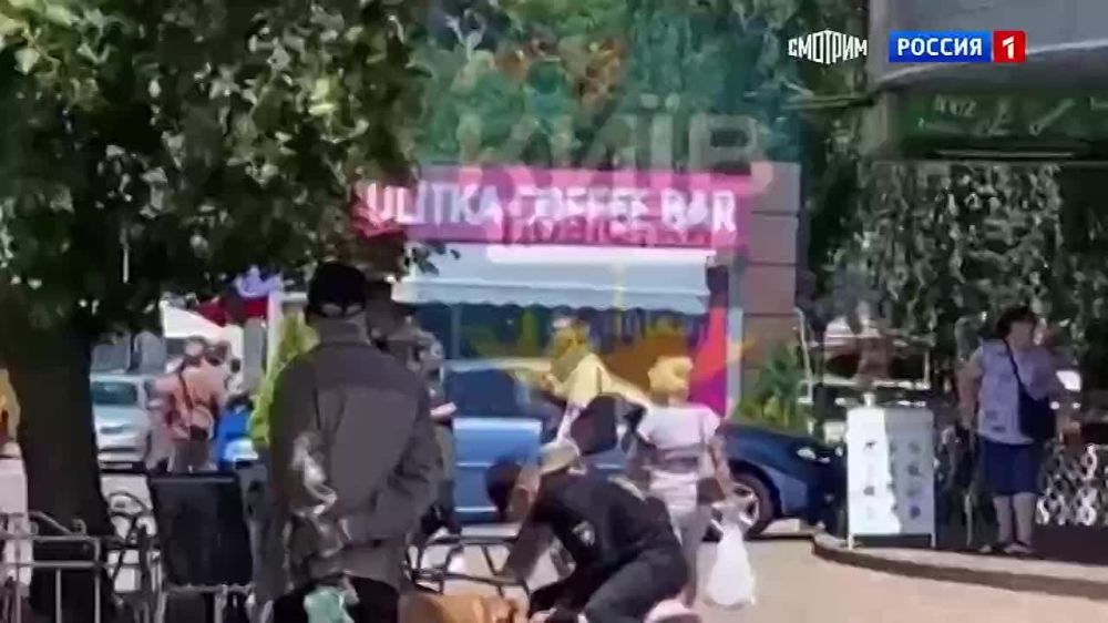 На той части Запорожской области, которая сейчас находится под контролем ВСУ, а также в трех преимущественно русскоязычных областях Украины - Харьковской, Сумской и Одесской - вдвое подняли план по мобилизации