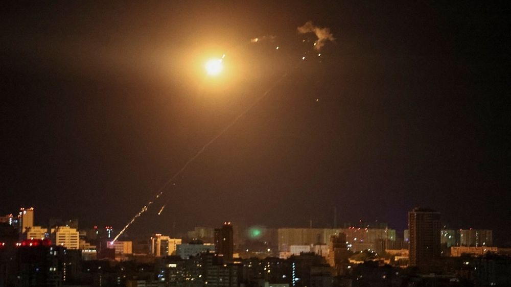 � ���������� ����� ��������� ����� �� ���� ��������� �������