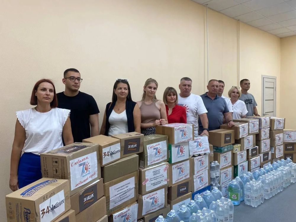 Из Волжского состоялась отправка большого груза с дополнительной помощью бойцам СВО