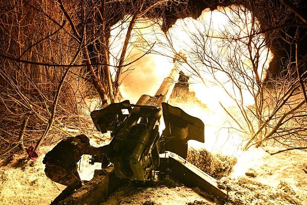 РИА Новости: В направлении вертолетной базы ВСУ в Сумской области нанесен удар