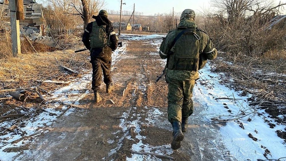 Пограничникам ВСУ дали приказ зайти в Курскую область на американских БТР: хакеры взломали технику и выяснили подробности
