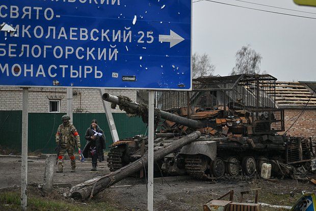 Около 300 бойцов ВСУ заблокированы в мужском монастыре в Курской области