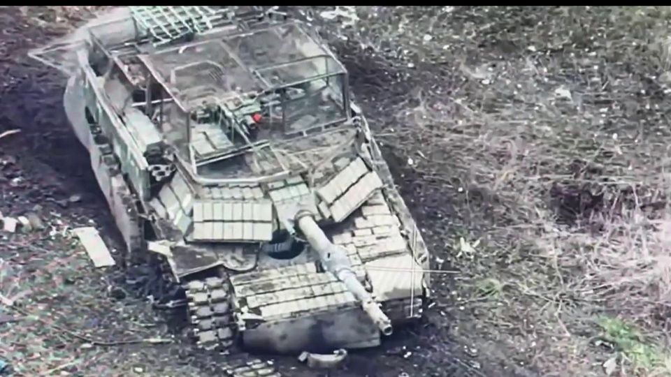 Минобороны показало кадры уничтожения танка Abrams в Сумской области