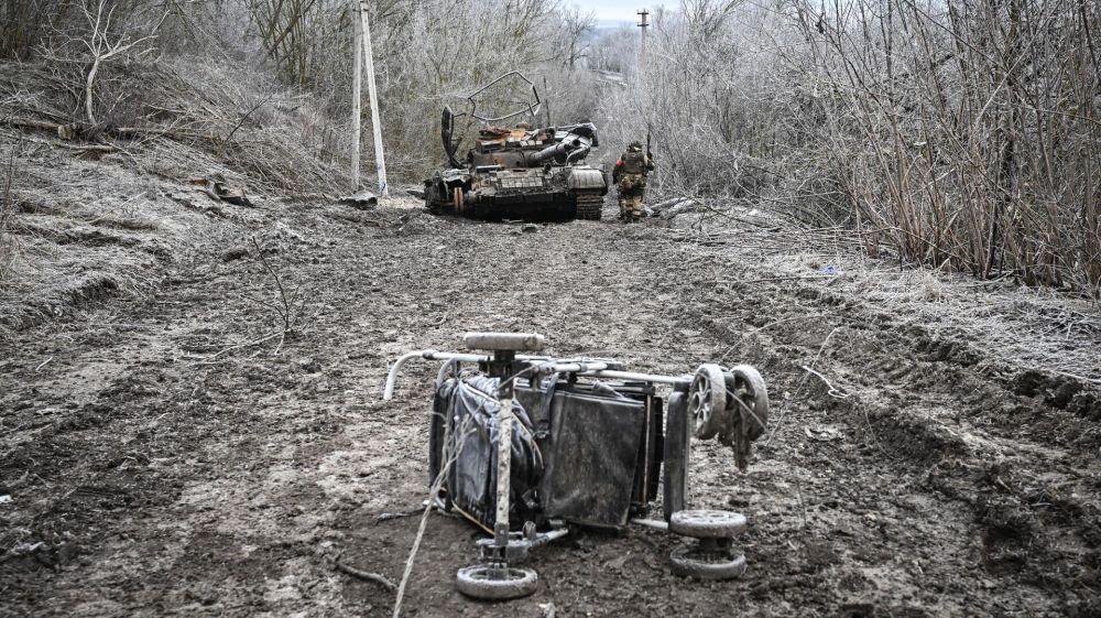 По двум причинам: военкоры сообщают, что ВСУ начали третью волну наступления на Курскую область