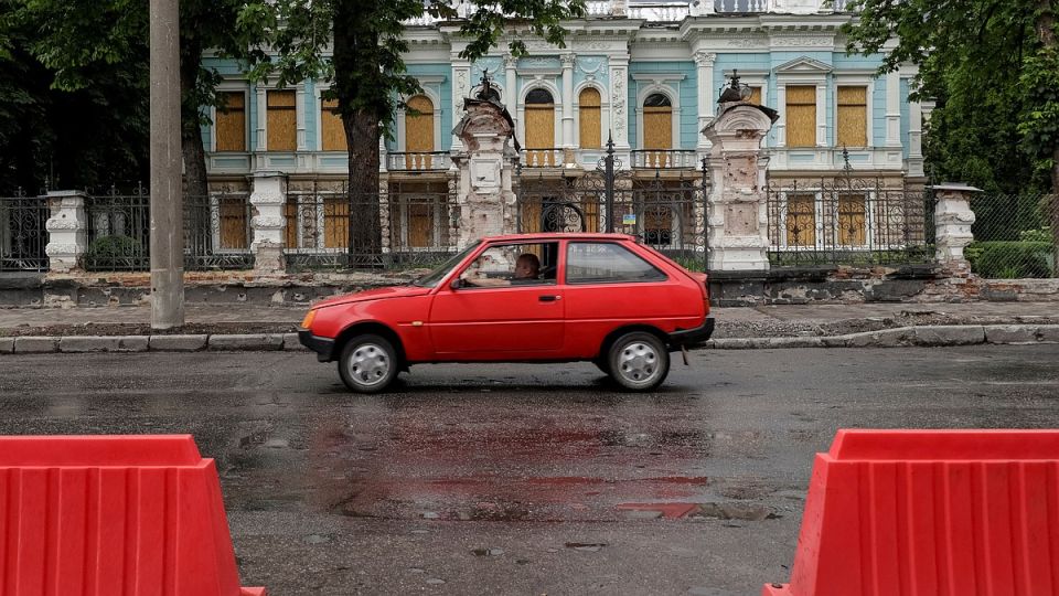 Жители Сумской области массово распродают бизнесы и офисы