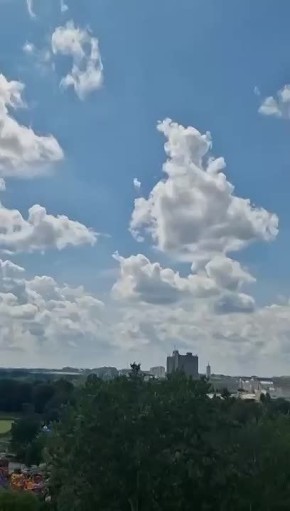 WarGonzo: В Сумах беспилотник попал по зданию ОВА