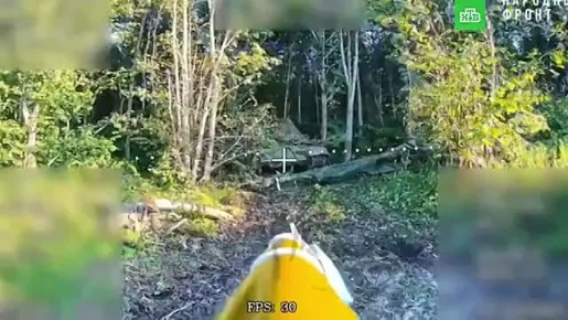 Маскировка не спасла: операторы БПЛА из центра «Рубикон» несколькими FPV-дронами сожгли спрятанный в лесу украинский танк Т-64 в Сумской области