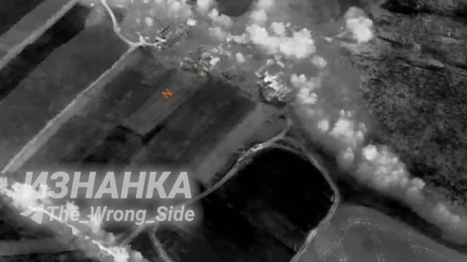      M142 HIMARS      ..   