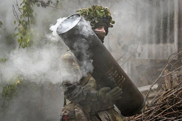 RT: Бойцы ВС РФ уничтожают цели на несколько километров вглубь Сумской области