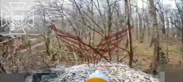 Украинский броневик Козак возле Храповщины Сумской области завалили тремя ФПВ дронами