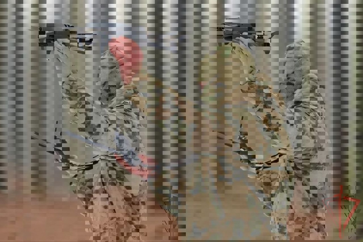 Расчеты БПЛА Росгвардии подавили наблюдательный пост и уничтожили технику ВСУ в Сумской области (видео)