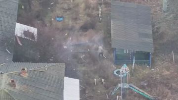 ���� ��������: �������.. �� ������ ����� ��������� �����, ����������� ������� �� ������� �����������, ���������� ����������, ����� � ���� ������ ����� ������. �� ����� ���-�� ��������� � �� ������ �����, �����������...