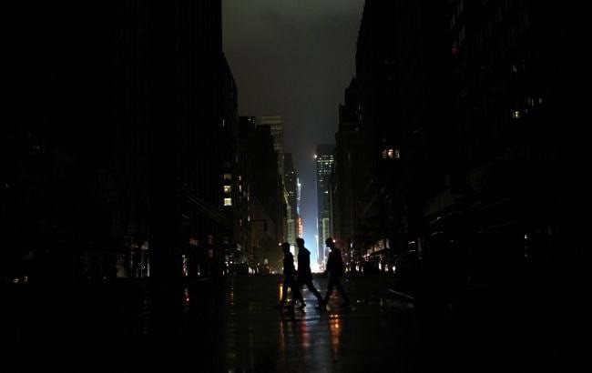 Третий день около 30 тысяч домов в Берлине погружены во тьму