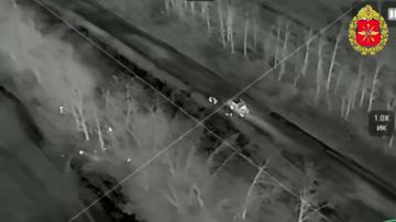 00:00 Операторы дронов группировки «Восток» уничтожили сеть опорных пунктов ВСУ в Запорожской области