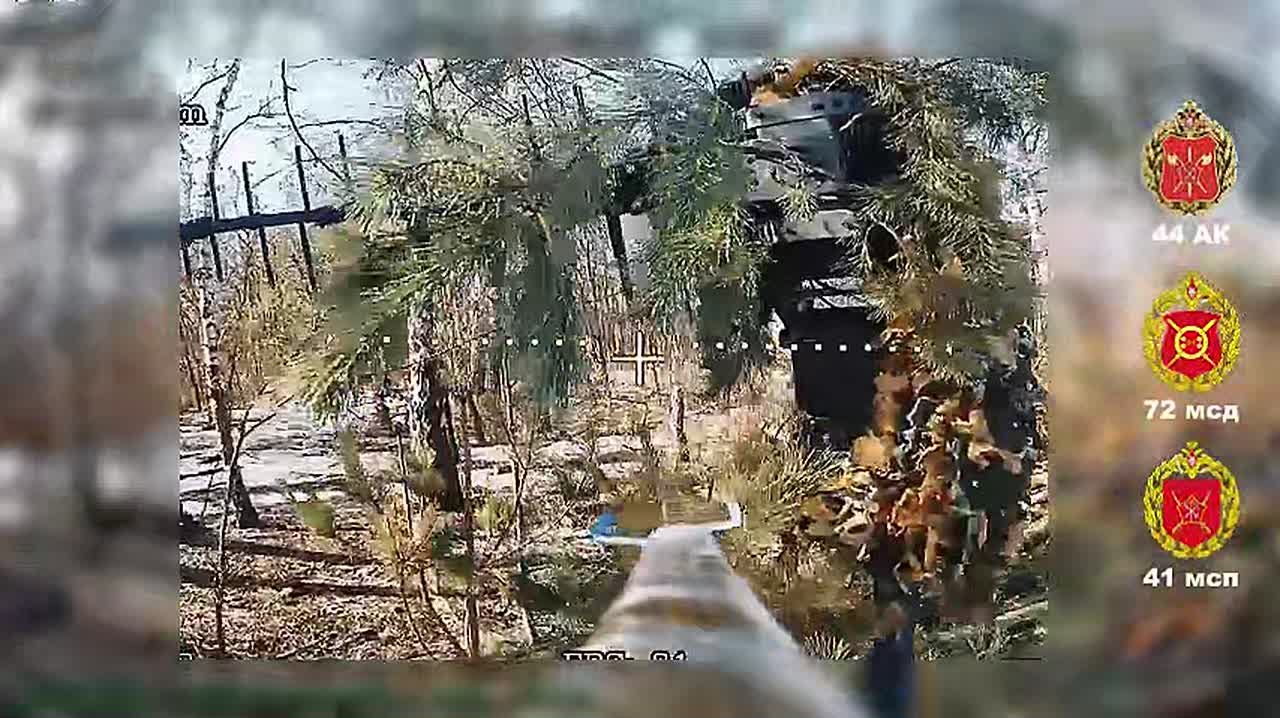 Эфир зачистили. На кадрах — боевая работа расчётов БпЛА 41 мсп 72 мсд 44 Армейского корпуса по антеннам связи ВСУ в Сумской области