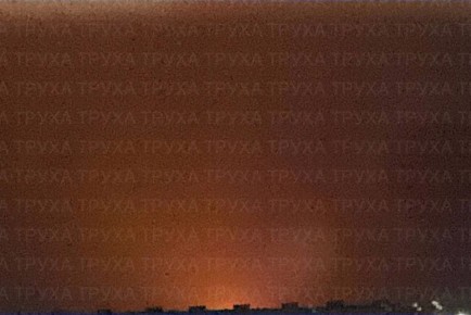 Взрывы слышны в Сумах — на месте прилета видно зарево