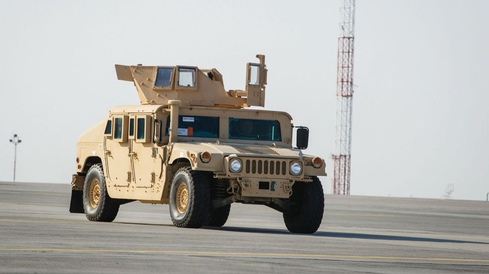 �� �� ���������� ������������ ��������������� Humvee � ������� �������. ������� ���