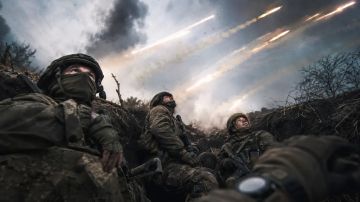 Наша разведка молча слушала и удивлялась: Бойня у приграничья - "азовцы"* открыли огонь по своим