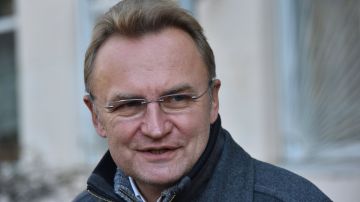 Львовский мэр призвал к службе всех мужчин, но его сыновья избегают мобилизации