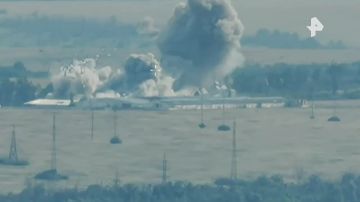ВКС России ФАБ-250 и управляемыми ракетами ударили по пунктам временной дислокации и управления БПЛА ВСУ в ДНР, Харьковской, Сумской областях