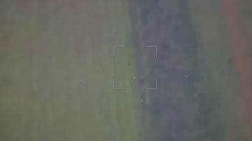 "��������" ���������� ��������������� HMMWV � �������� ���������� ���� RAK-SA-12 ��� � ������� �������